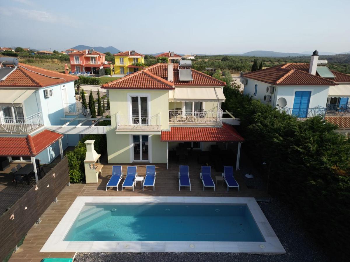 Iridia Resort Villas Foiniki Exterior photo